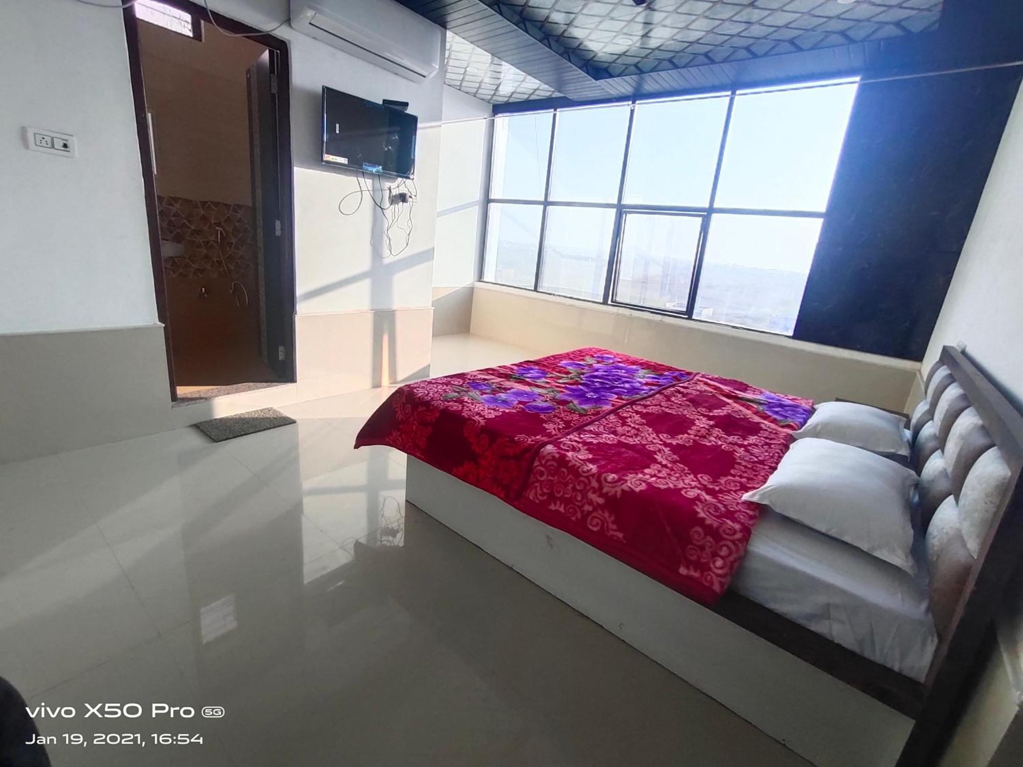 Hotel Krishna & Restaurant Pokhran ภายนอก รูปภาพ