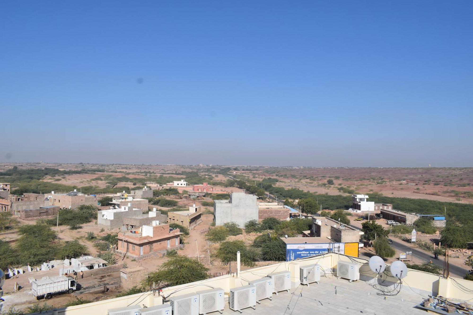 Hotel Krishna & Restaurant Pokhran ภายนอก รูปภาพ